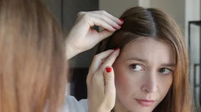 5 + 1 χτενίσματα που καμουφλάρουν τέλεια τις ρίζες