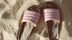 Γυμναστική για όλο το σώμα με μοναδικό εξοπλισμό τις σαγιονάρες σου