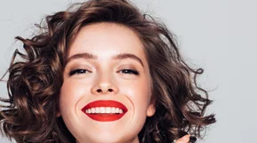 Οι τάσεις στα μαλλιά που θα ορίσουν το 2021