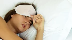 Τι πρέπει να γνωρίζεις για τον ύπνο και την εποχική συναισθηματική διαταραχή