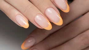 Ένα ξεχωριστό μανικιούρ που μπορείς να κάνεις εύκολα μόνη σου στο σπίτι