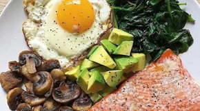 Τι σχέση έχουν οι δίαιτες χαμηλές σε υδατάνθρακες με τον καρκίνο του παχέος εντέρου