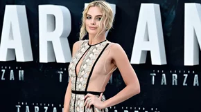 H Margot Robbie με το σούπερ καλοκαιρινό χτένισμα που θέλουμε να αντιγράψουμε τώρα