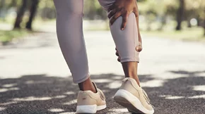 "Νόσος της βιτρίνας": Όσα πρέπει να γνωρίζεις για τις στενώσεις αρτηριών και τη διαλείπουσα χωλότητα