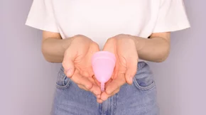 Εσύ ξέρεις από τι είναι φτιαγμένο το κύπελλο περιόδου; Είναι τελικά καλό να το χρησιμοποιείς;