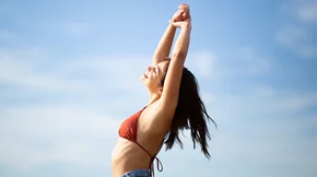 Σε 10': 10 τρόποι να ανεβάσεις την ενέργειά σου ASAP