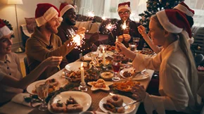Καλεσμένη σε γιορτινό τραπέζι: Οι συμβουλές της διατροφολόγου για το τι θα καταναλώσεις