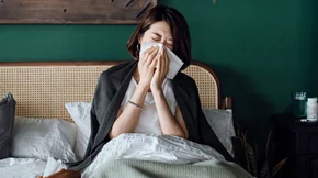 Κόλλησες γρίπη: Πότε προστατεύει το εμβόλιο - Τα συμπτώματα και πώς θα είναι πιο γρήγορη η ανάρρωση