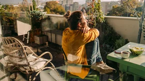 Αυτά είναι τα συμπτώματα της εαρινής κόπωσης (και έτσι θα νιώσεις καλύτερα!)