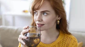 5 λόγοι για να πίνεις περισσότερο νερό (η κυτταρίτιδα είναι μόνο ένας)