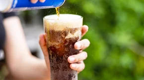 Τσίχλες, αναψυκτικά, μπισκότα: Σε ποια τρόφιμα βρίσκεται η "ύποπτη" ασπαρτάμη;