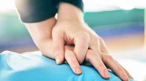 Πώς να αντιδράσεις σε περίπτωση καρδιακής ανακοπής κάποιου ατόμου;