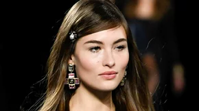 Αυτές είναι οι μοναδικές συμβουλές περιποίησης για λαμπερή επιδερμίδα