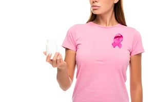 Γιόγκα: Τα οφέλη της για τον καρκίνο του μαστού - εικόνα 2