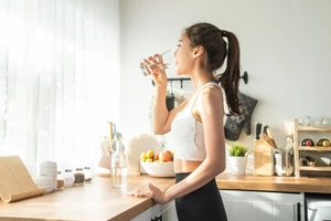 Τι μπορεί να συμβεί στο σώμα σου αν δεν πίνεις αρκετό νερό - εικόνα 2