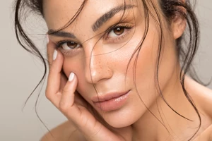 Το φυσικό beauty elixir που ρυθμίζει τη λιπαρότητα χωρίς να ξηραίνει την επιδερμίδα - εικόνα 1