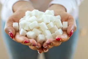 Κόβεις τη ζάχαρη: Είναι τα τεχνητά γλυκαντικά καλή επιλογή για την υγεία σου; - εικόνα 1