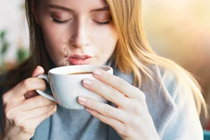 Καφές με άδειο στομάχι: 7 ενδεχόμενες συνέπειες - εικόνα 1