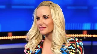 Μαρία Μπεκατώρου: Η διαχρονική απόχρωση που έκανε στα νύχια της είναι και μια κλασική τάση του χειμώνα