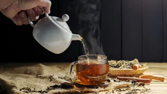 Το #1 τσάι που σε ενυδατώνει σε βάθος και χαρίζει ευεξία από την πρώτη γουλιά