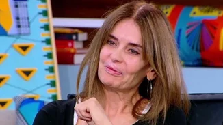 "Δεν μπορώ να γελάσω, να φιλήσω εδώ και 4 χρόνια": Η Κατερίνα Πλουμιδάκη μιλά για το ιατρικό λάθος που άλλαξε τη ζωή της