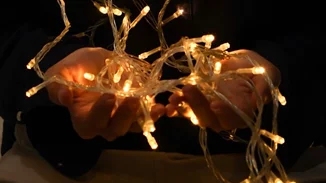 "Δε μου αρέσουν τα Χριστούγεννα και είναι OK!"