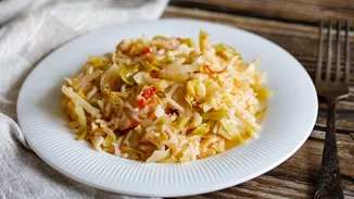 Λαχανόρυζο: Το πιο θρεπτικό, εύκολο και νόστιμο φαγητό της μαμάς