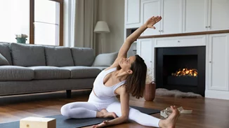 Οι 11 καλύτερες ασκήσεις για τους γοφούς - για αρχάριες και προχωρημένες