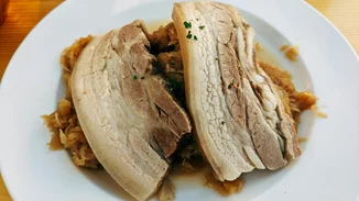 Είναι τελικά υγιεινό το χοιρινό; Η νέα μελέτη που το συγκρίνει με φακές και ρεβίθια