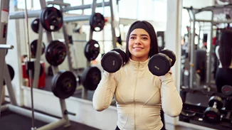 Γυμνάζεσαι πολύ χωρίς αποτέλεσμα; Αυτό είναι που λείπει από τη διατροφή σου