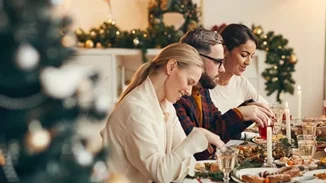 10 tips για να μην πάρεις κιλά τα Χριστούγεννα από τη διατροφολόγο