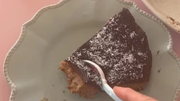 Βασιλόπιτα φτιαγμένη αποκλειστικά με φυσικά συστατικά (φρούτα, ξηρούς καρπούς και σπόρους)