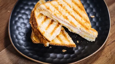 Η καλύτερη ιδέα για γέμιση σε τοστ - και πες "αντίο" στα βαρετά σνακ