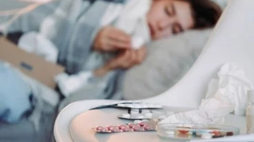 Πόσο σοβαρή είναι η παραλλαγή H3N2 της "σούπερ γρίπης"; - Τα συμπτώματα και πώς θα προστατευτούμε