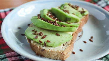 Λιναρόσπορος: 6 λόγοι για να τον προσθέσεις στα γεύματά σου