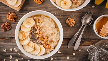 Πρωινό με "γεύση" Χριστουγέννων: Συνταγή για "Gingerbread" oatmeal