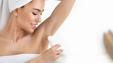 Το προϊόν προσώπου που εξαφανίζει την κακοσμία και λευκαίνει τις μασχάλες