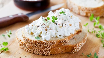 Cottage cheese vs. γιαούρτι: Ποιο είναι το καλύτερο για εσένα; - Κάνουμε τη σύγκριση