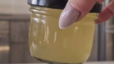 Φτιάξε σπιτικό σιρόπι κατά των ιώσεων - 100% φυσικό και μόνο με 4 υλικά!