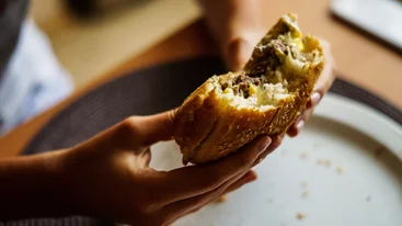 Πρόληψη καρκίνου: Οι 5 συνήθειες που "σκοτώνουν" και πρέπει να σταματήσουμε σύμφωνα με ειδικό