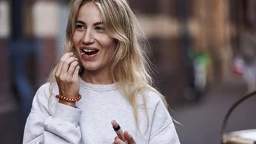 Το #1 λάθος που καταστρέφει τη διάρκεια του κραγιόν σου