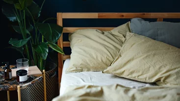 Κάθε πότε πρέπει να πλένεις τα σεντόνια σου (και τι θα συμβεί εάν δε το κάνεις);