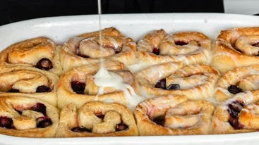 Πεντανόστιμα ρολάκια κανέλας με σταφίδες - Εύκολη συνταγή, απλά υλικά