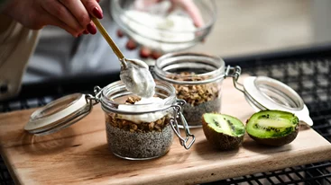 Πρωτεΐνη χωρίς μαγείρεμα: Οι καλύτερες επιλογές για σνακ και γεύματα από την Κλειώ Δημητριάδου