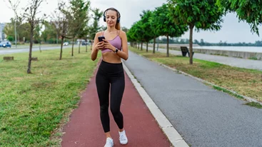 6 λόγοι που το περπάτημα κάνει καλό μετά το φαγητό