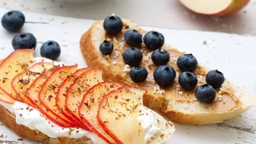 10 ιδέες για να τρως τα μήλα σε σνακ, γλυκό και φαγητό