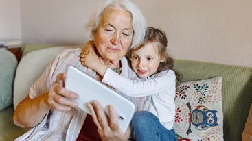 Κάποτε θα γεράσουμε κι εμείς… Γιατί δεν νοιαζόμαστε για την ψυχική υγεία των ηλικιωμένων;