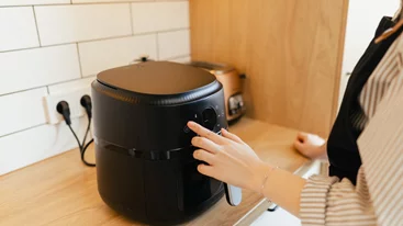 Πώς να καθαρίσεις εύκολα τις αντιστάσεις στο air fryer βήμα-βήμα