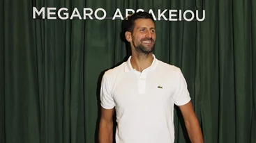 Ο GOAT και Χρυσός Ολυμπιονίκης Νόβακ Τζόκοβιτς στο νέο κατάστημα LACOSTE στο Μέγαρο Αρσακείου