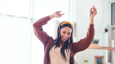 Πεσμένη διάθεση; 6 χόμπι που "ανεβάζουν" τη ντοπαπίνη σου